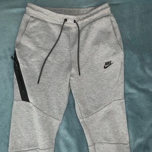 Grey Nike sweatpants